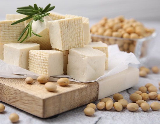 Proteine vegetali alternative: tofu, seitan e legumi. Come prepararle?
