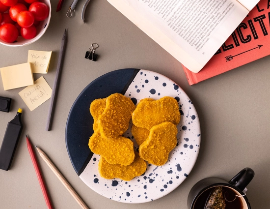 Mini cotolette vegetali e pomodorini per una pausa studio sfiziosa