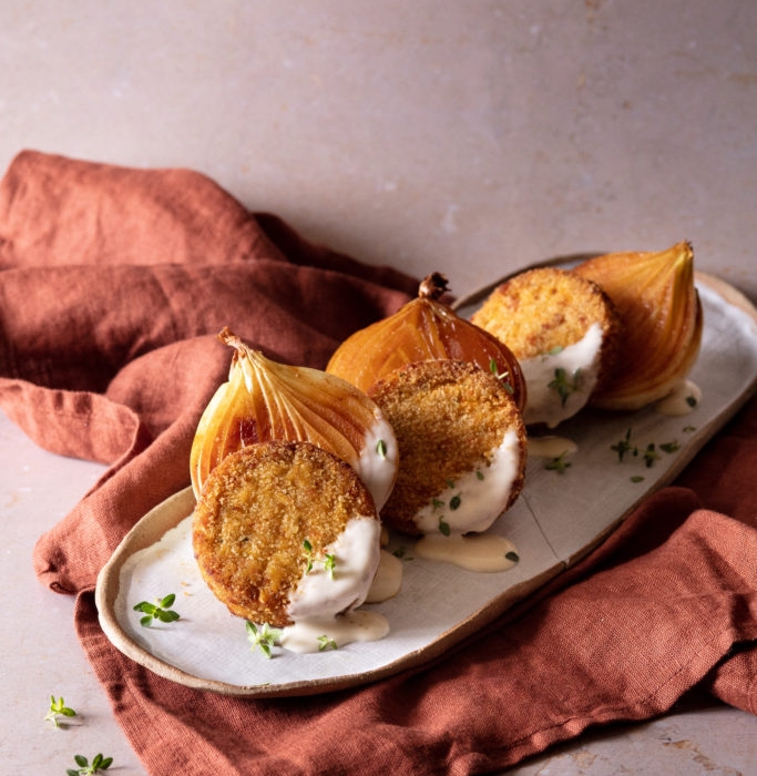 Pumpkin and carrot mini burger with caramelised onions and béchamel sauce